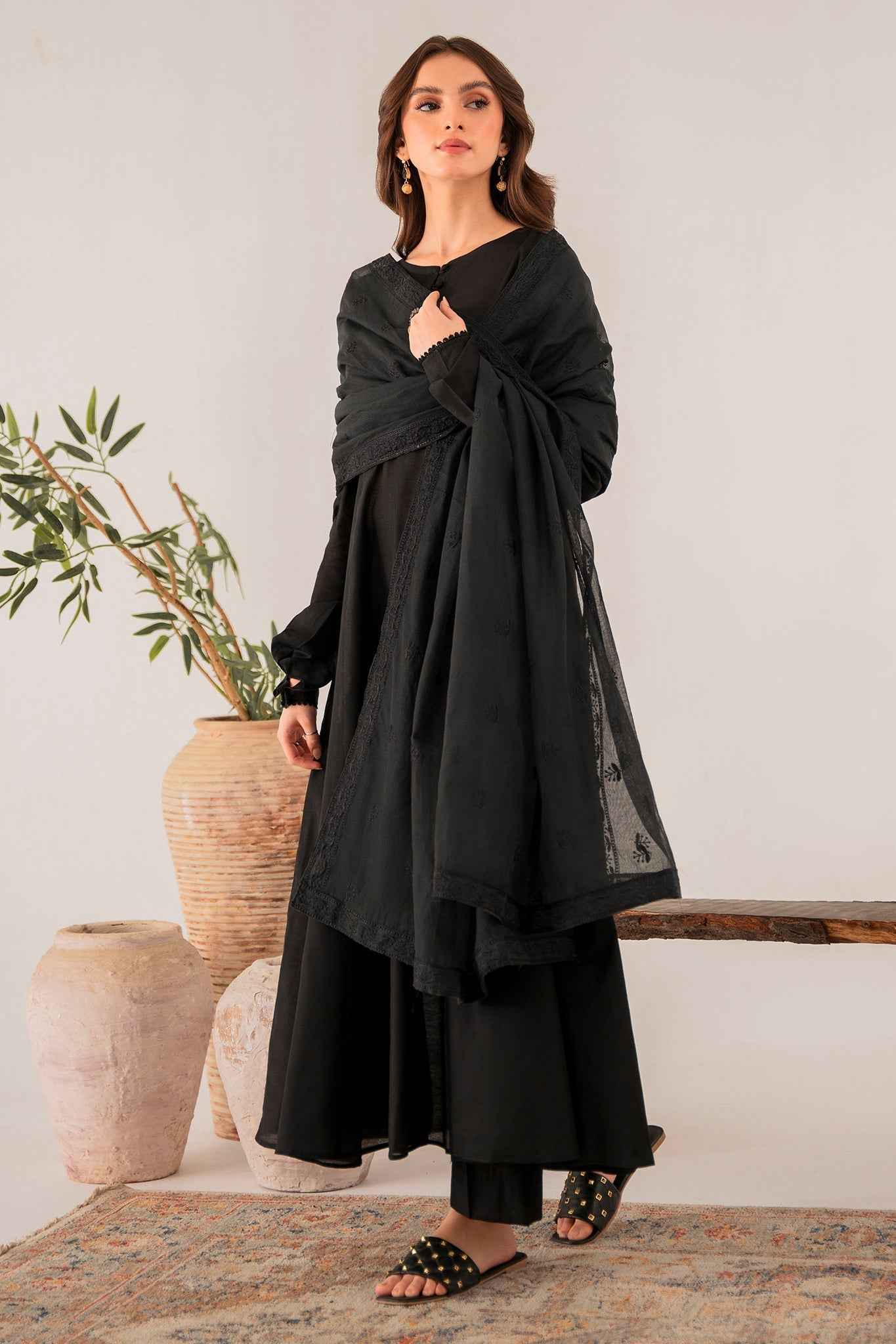 Elegant Ash Black
